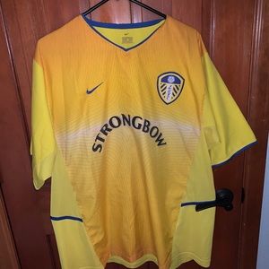Leeds United 2002-2003 Away jersey